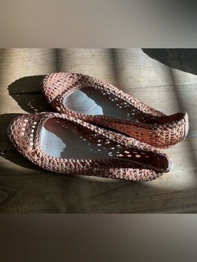 Frye woven leather ballet flats great condition. Worn a couple times.